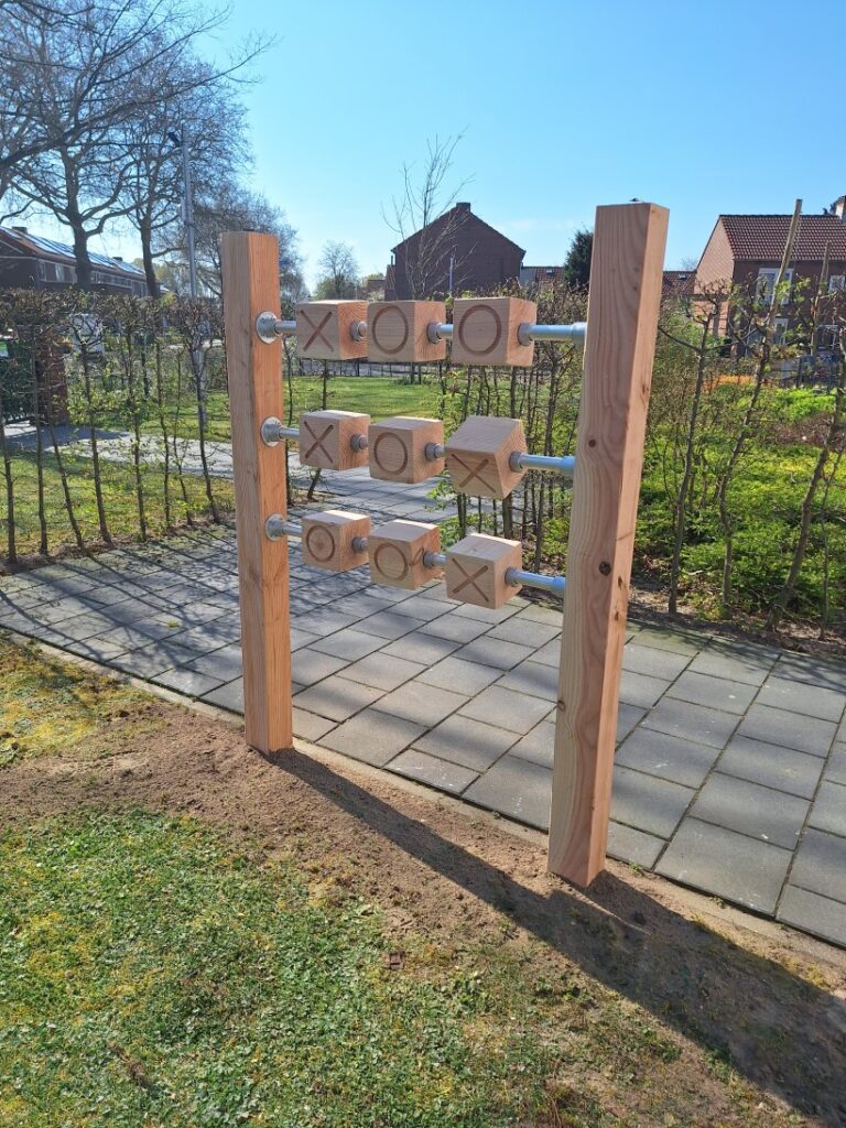 Houten speelstukken van het Boter kaas en eieren XXL spel