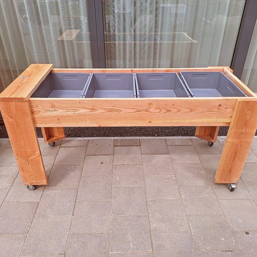 Toegankelijke kweektafel voor mensen met dementie in woonlocatie Tilburg