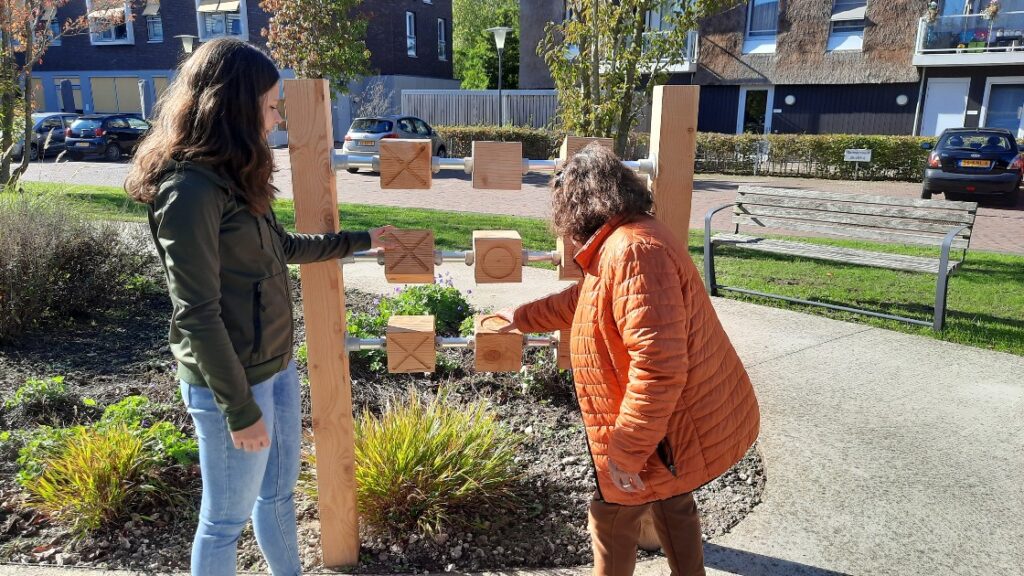 boter-kaas-en-eieren-xxl-douglas-hout-buitenspel