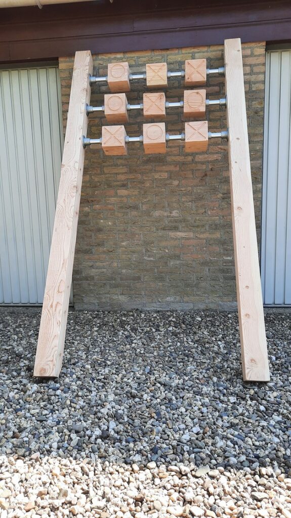 Detailfoto van houten XXL Boter-Kaas-en-Eieren speelstukken